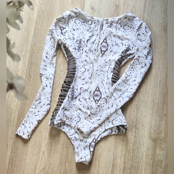Issa de Mar Makena Surfsuit - Bone - Picture 1 of 7